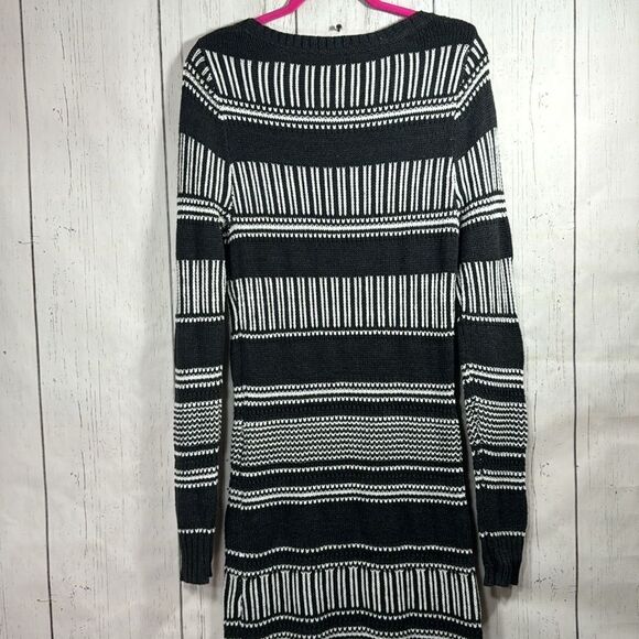 Roxy Black White Striped Sweater Dress Long Sleeve Knit Size L Cozy Winter Y2K - Picture 14 of 15